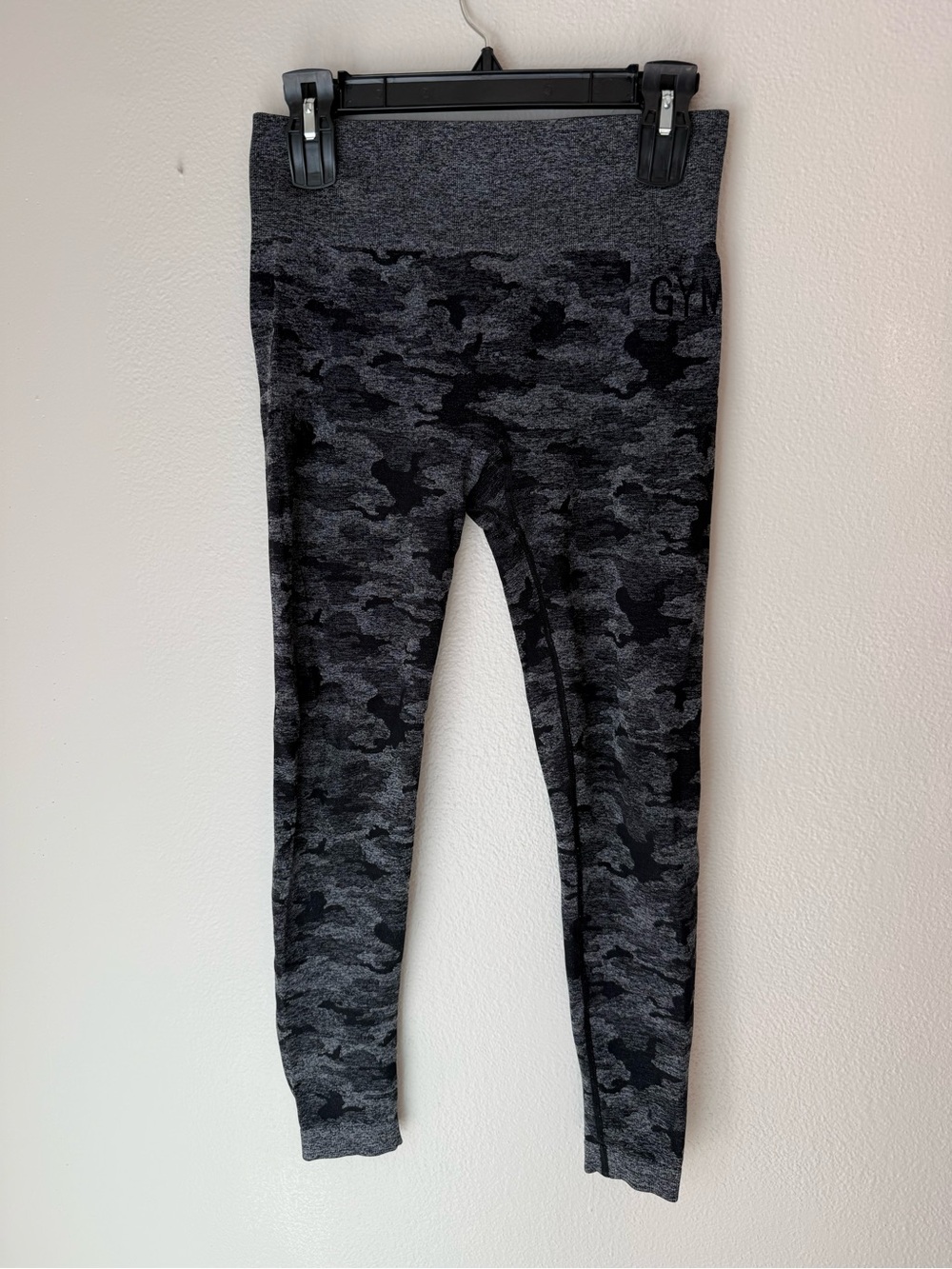 Gymshark Womens Dark Grey Camo Leggings